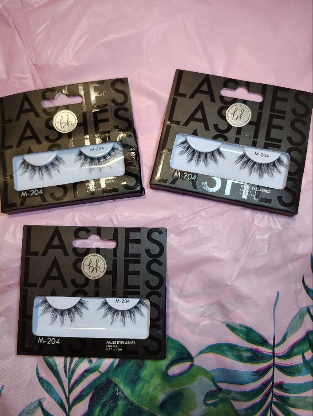 BH Cosmetics False Eyelashes M-204 Pack (Black)